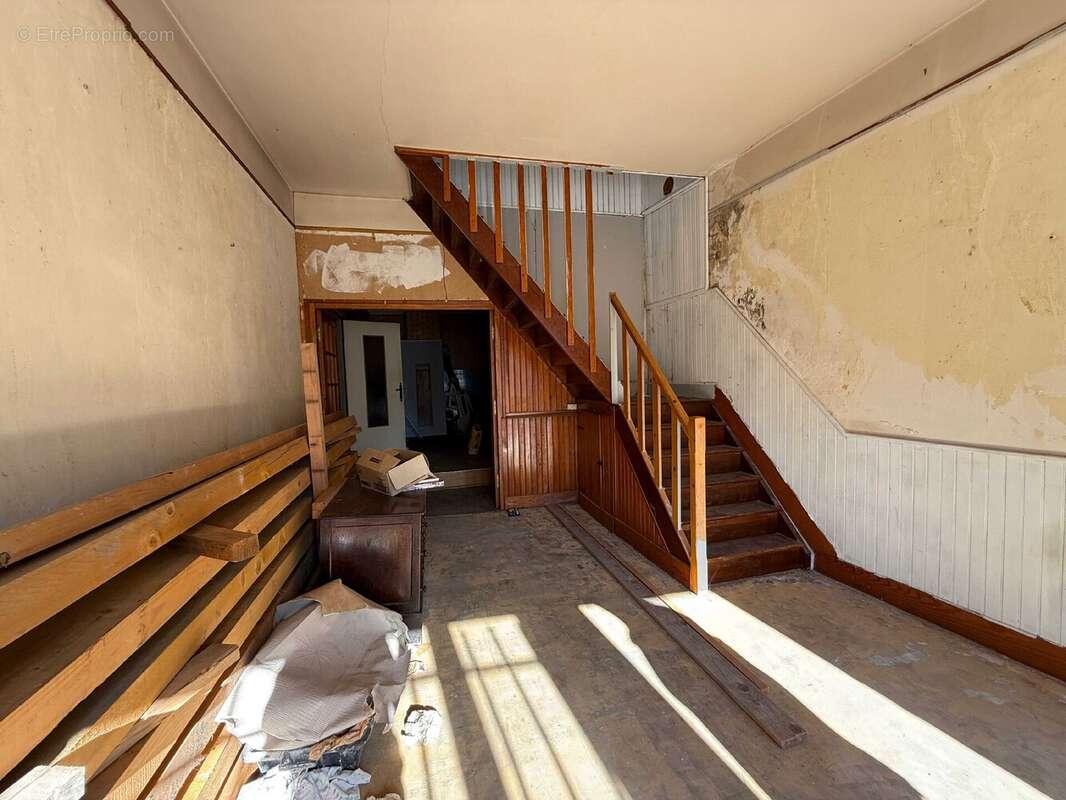 Maison 300 m² à Bourbonne-Les-Bains  - photo 8