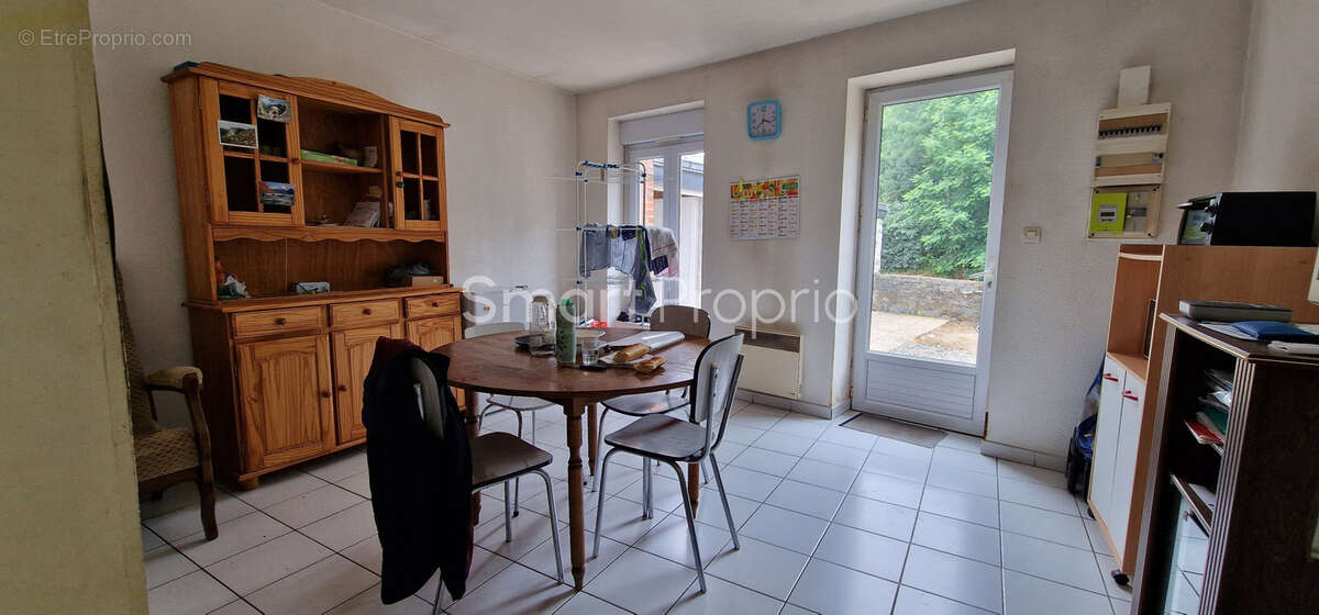 Appartement à SEGRE