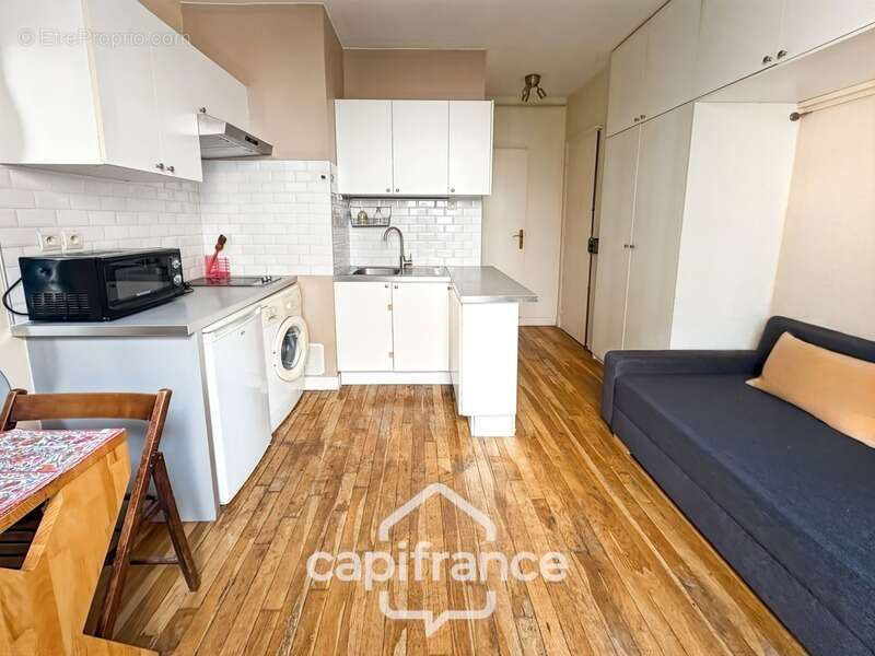 Appartement à PARIS-15E