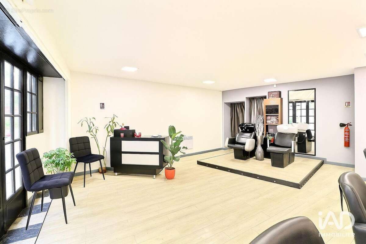 Photo 3 - Commerce à LA CIOTAT