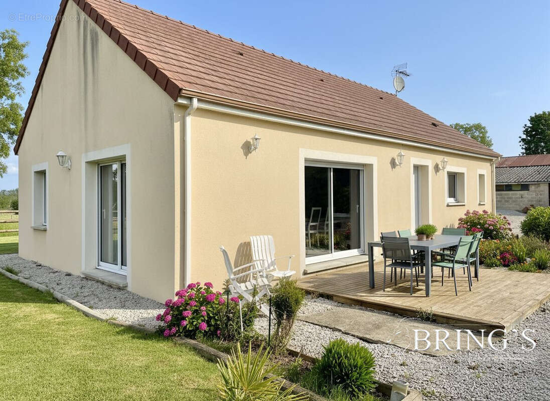 Maison à LARRE