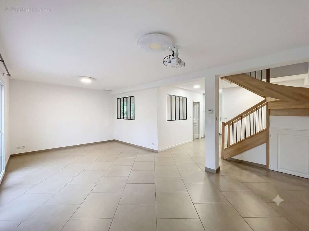BALMA proche centre ville, Maison récente T5 155 m² - photo 4