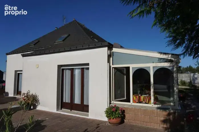 Maison à REGUINY