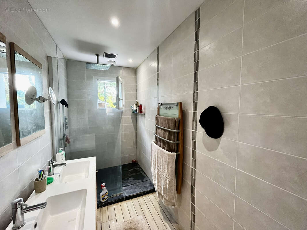 Maison à COULOMMIERS