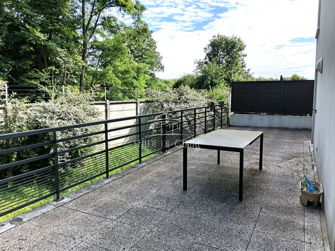 Appartement à VILLENEUVE-LE-ROI
