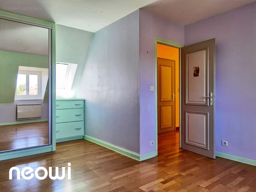 Maison 234 m² à Aurillac  - photo 17