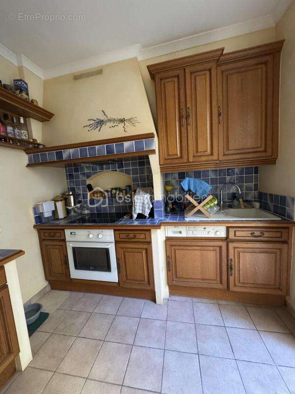 34500 beziers - maison de ville -  patio aménagé - 2 chambres - 1 bureau - toiture neuve - secteur les conviviales - photo 10