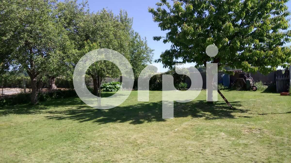 Maison à LE MESNIL-EN-THELLE