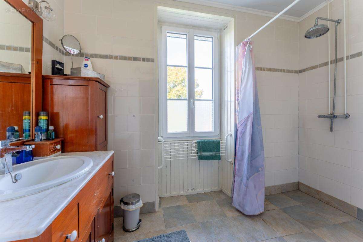 Maison à ROUMAZIERES-LOUBERT