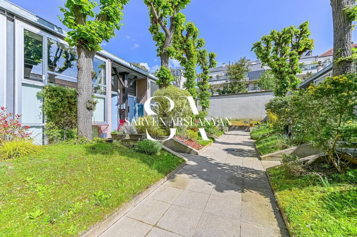 Photo 1 - Appartement à CHARENTON-LE-PONT