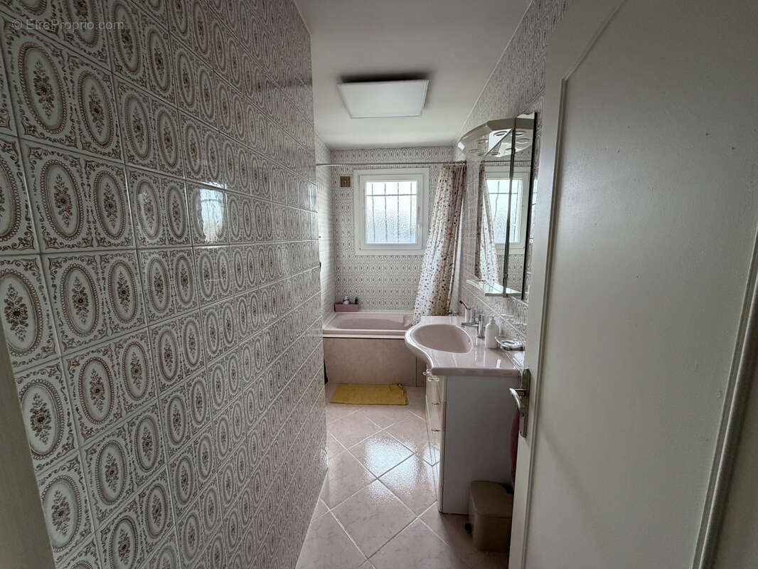 Maison à BELLERIVE-SUR-ALLIER