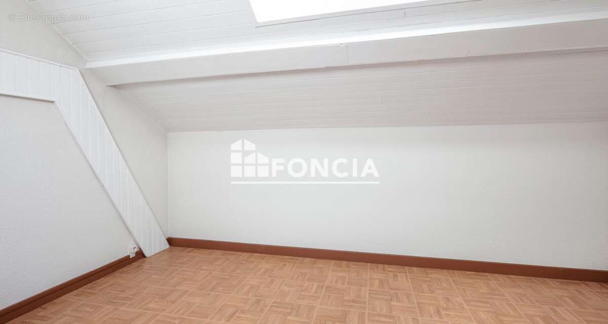 Exclusivite claix - centre ville - photo 5