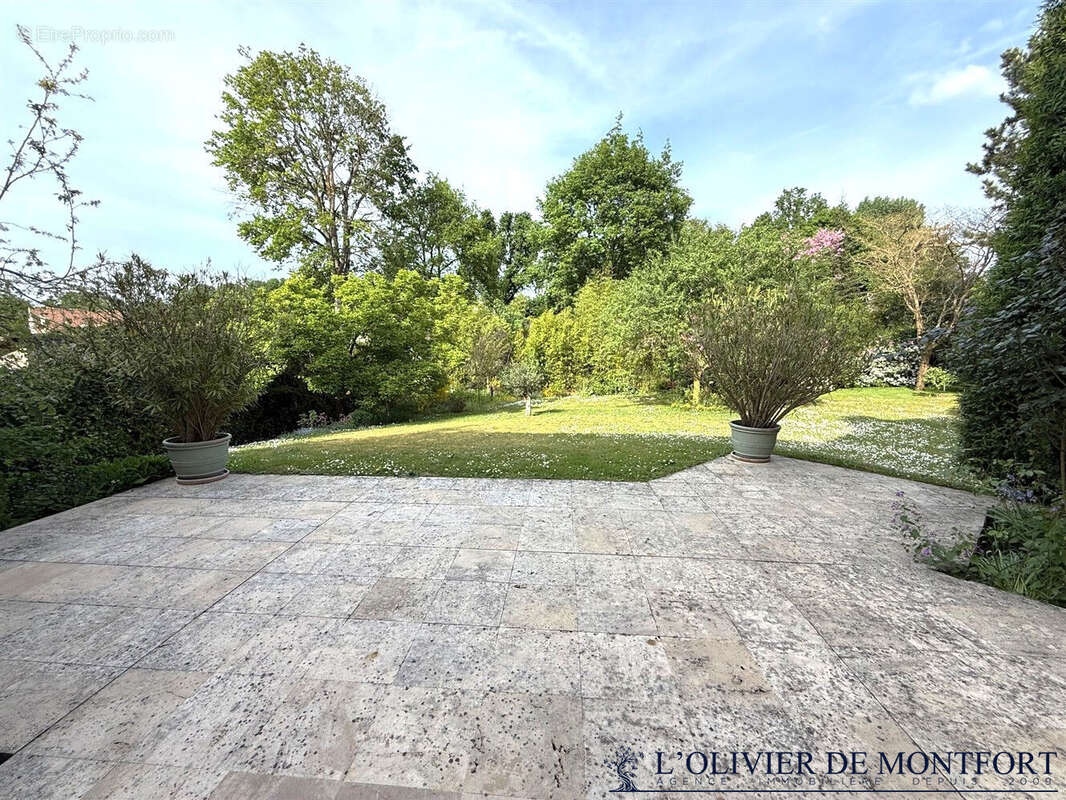 Maison à MONTFORT-L&#039;AMAURY