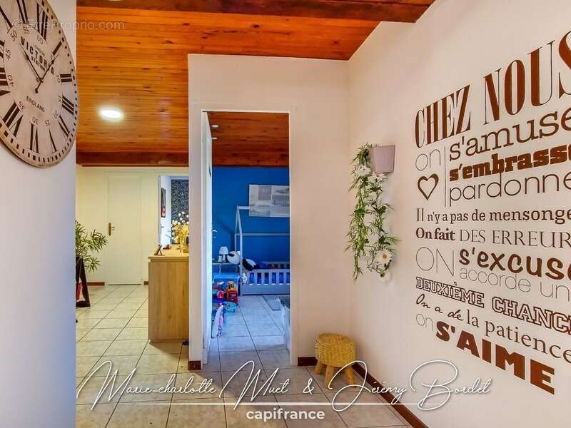 Maison à PONT-DE-VAUX