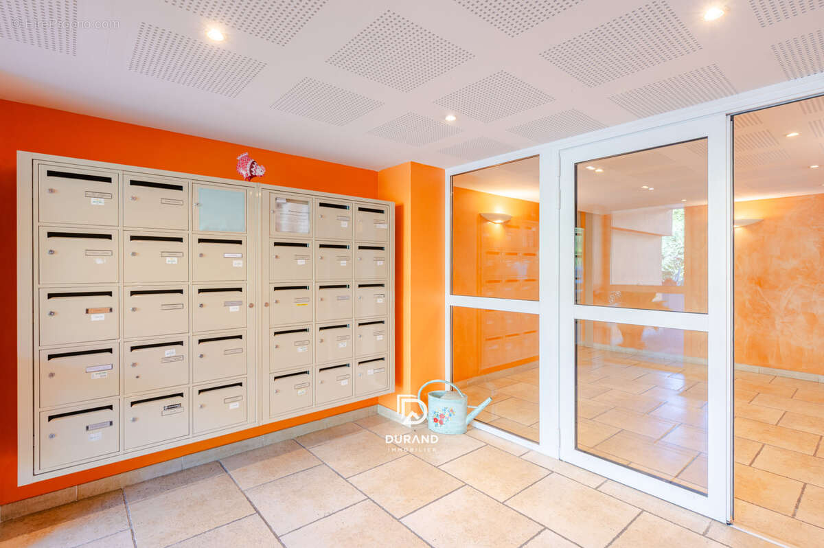 Appartement à MARSEILLE-9E