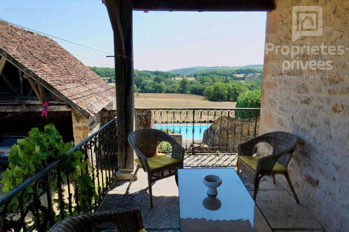 Ancien corps de ferme  5 pièces, 130 m² - photo 2