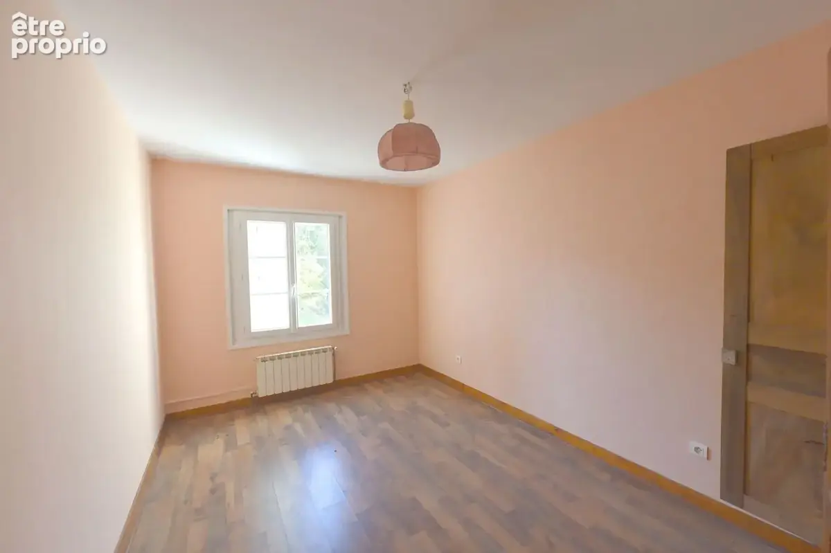 Appartement 70 m² à Saint-Georges-De-Didonne  - photo 4