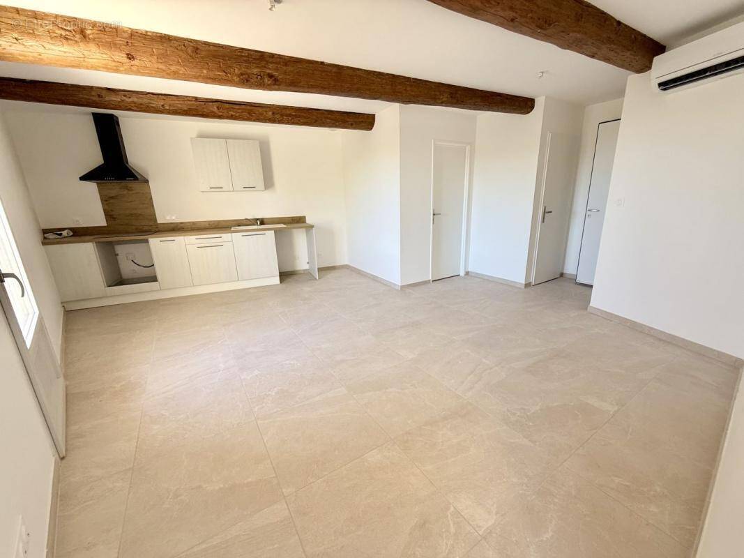 Appartement à VACQUEYRAS