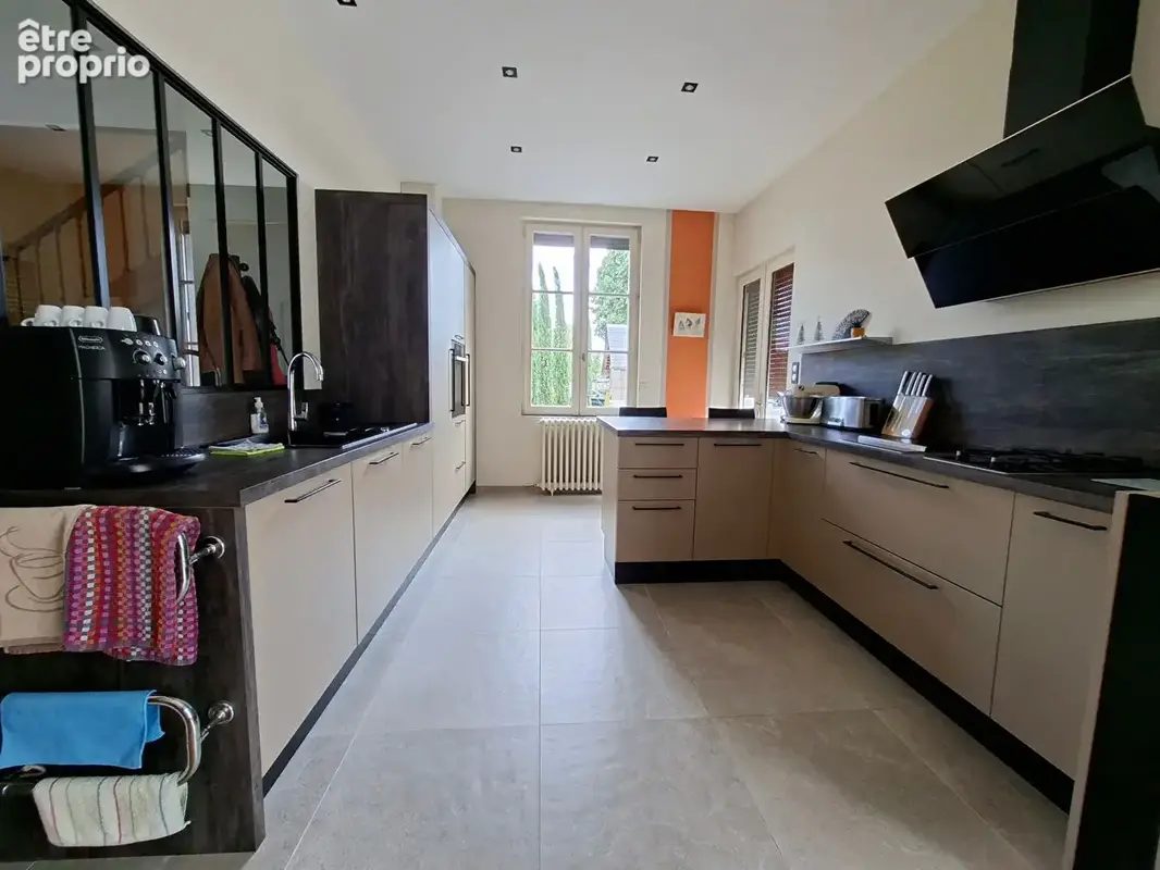 Maison 6 pièces 158 m² à vendre à Oyre (86220) - photo 7