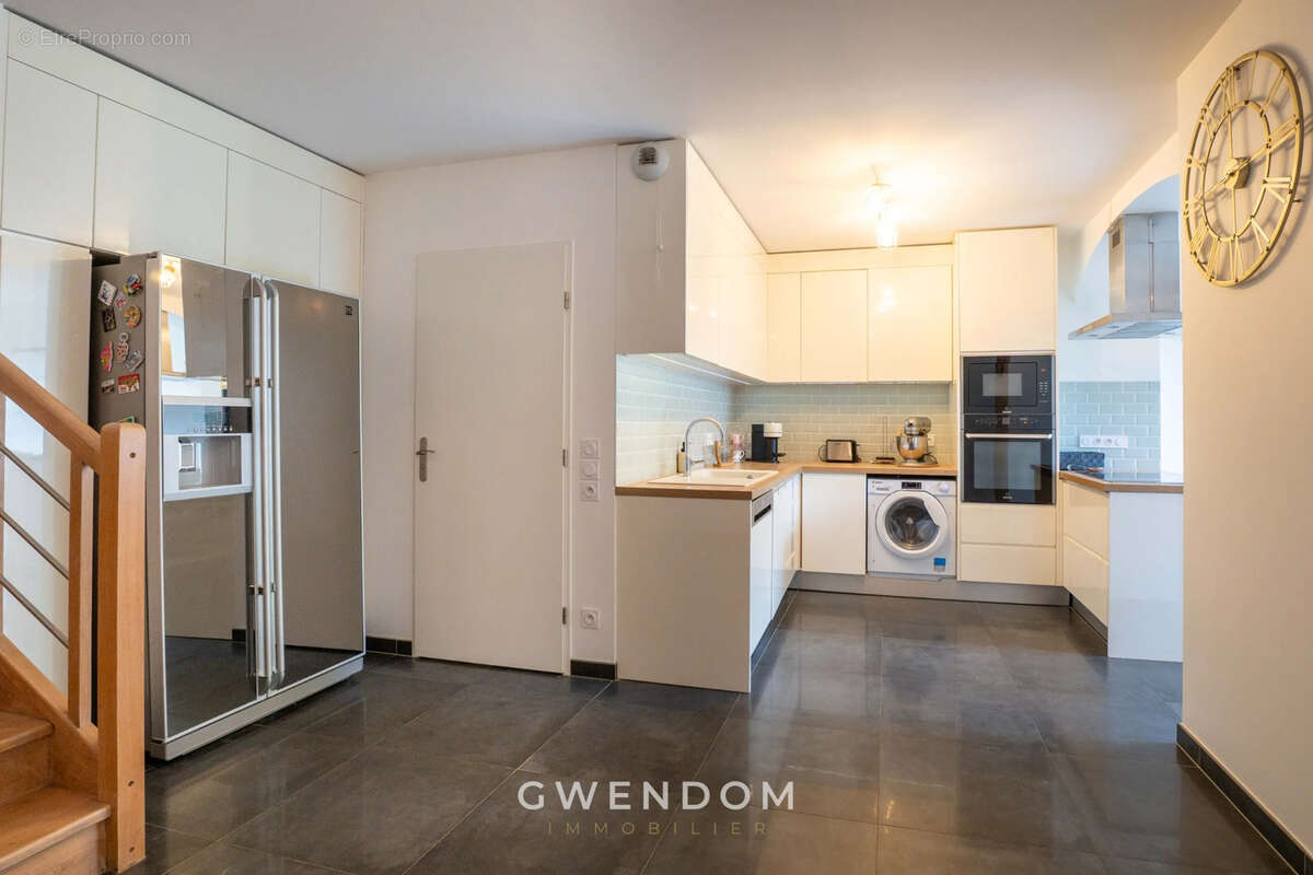 Appartement à CROISSY-BEAUBOURG
