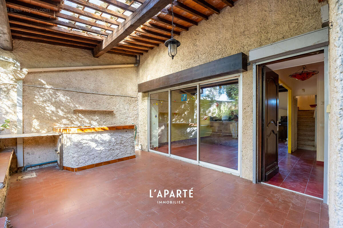 Maison à MARSEILLE-4E