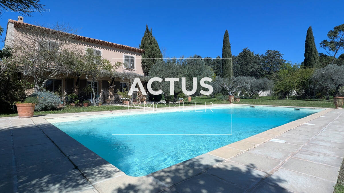 Maison à MARTIGUES