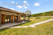 Photo 1 - Maison à MARENNES