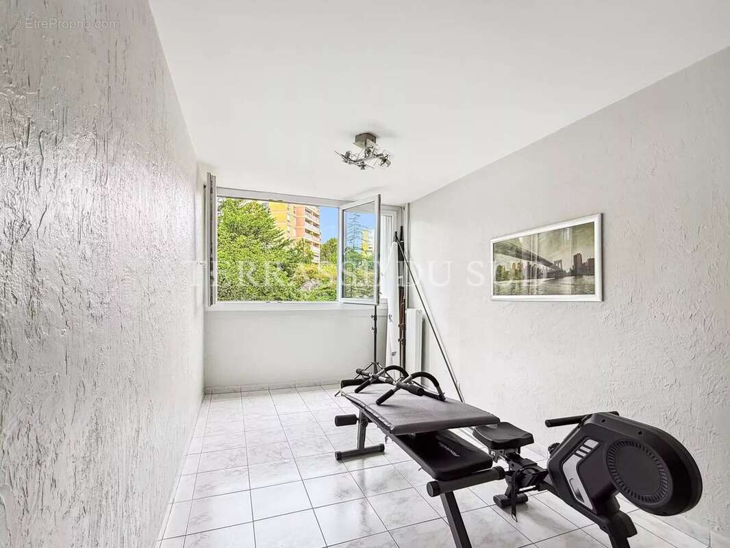 Appartement à MARSEILLE-12E