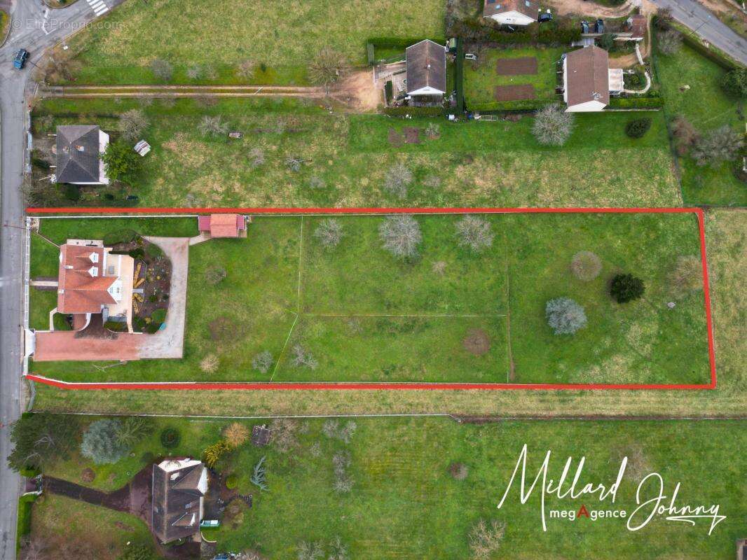 Maison à SAINT-LEGER-SUR-DHEUNE