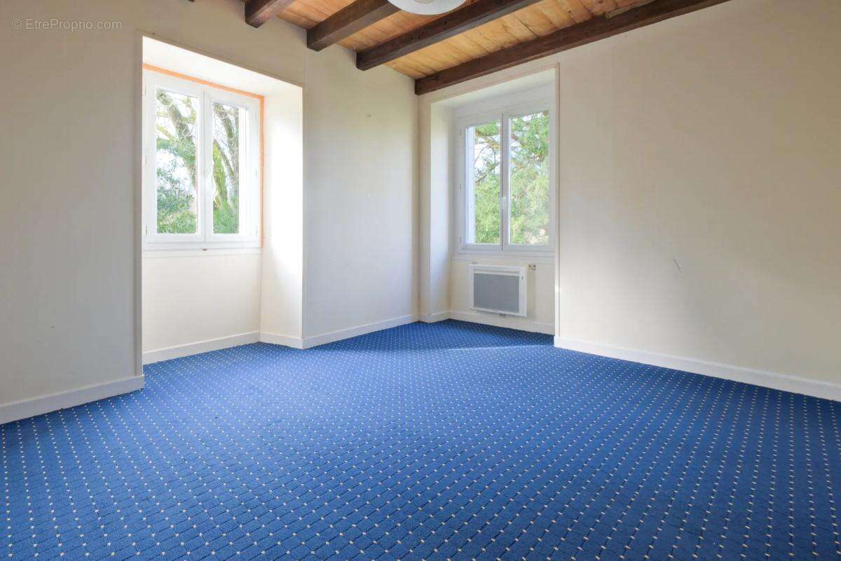 Maison à GRAND-BRASSAC