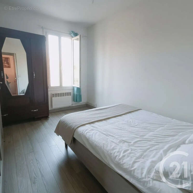 Maison à PRIGNAC-ET-MARCAMPS