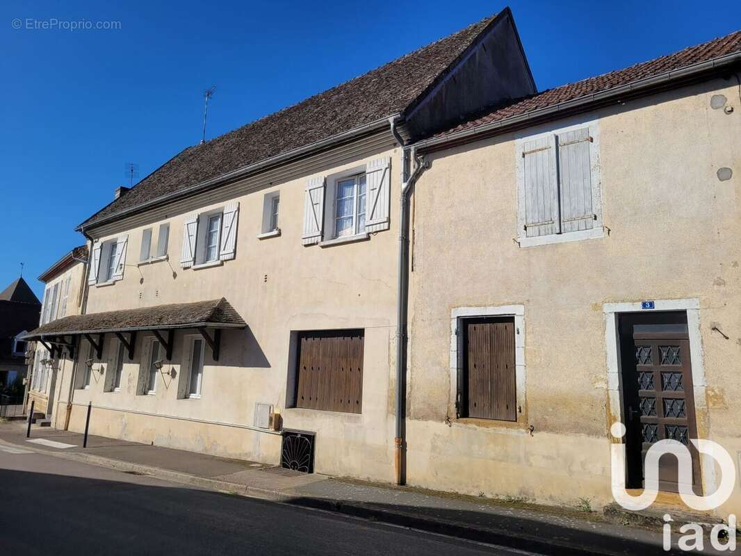 Photo 2 - Maison à ISSY-L'EVEQUE
