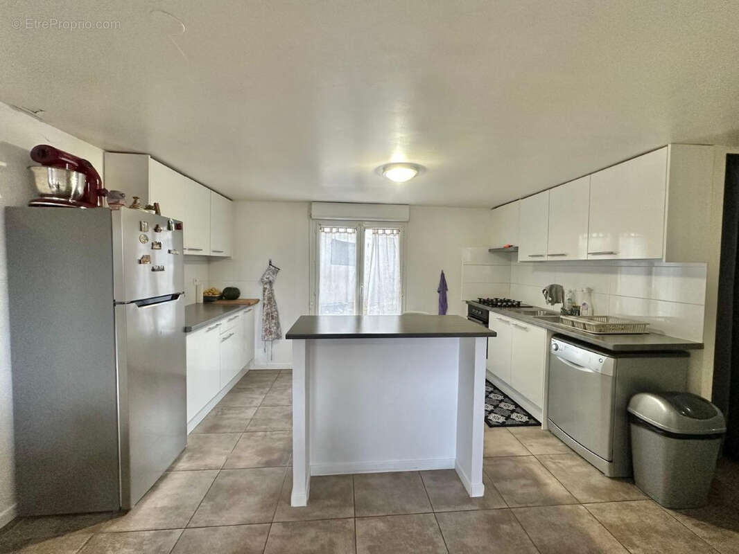 Maison à SARTROUVILLE