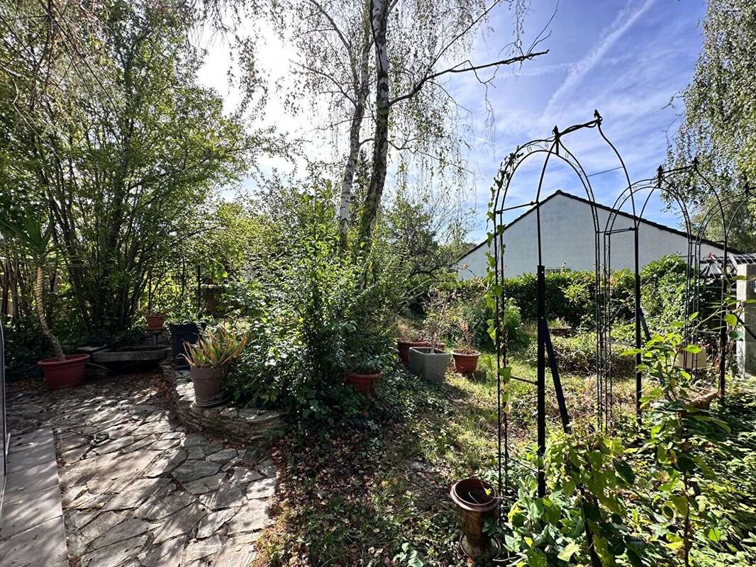 Maison Voisins Le Bretonneux 5 pièce(s) 117.38 m2 - photo 10