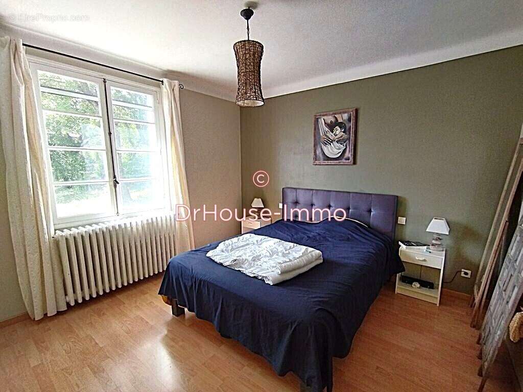 Maison à CHATEAU-ARNOUX-SAINT-AUBAN