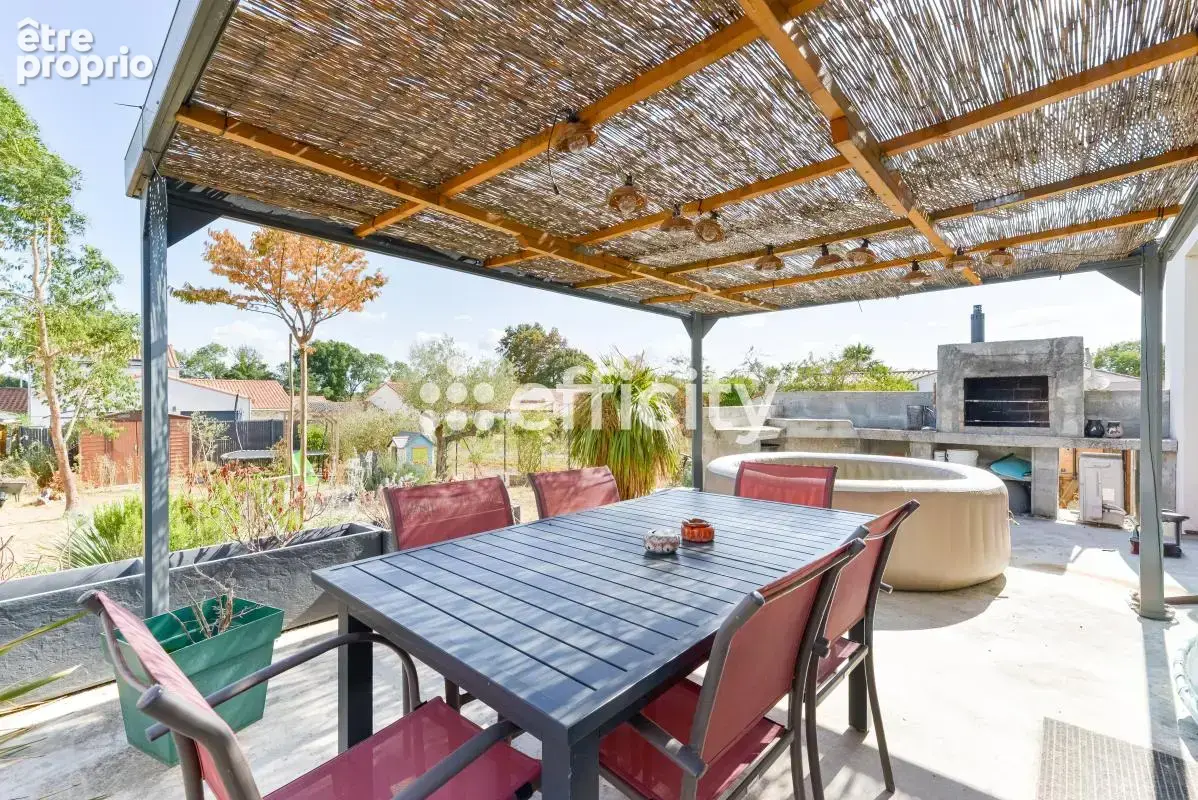 Maison 103 m² à Pont-Saint-Martin  - photo 1