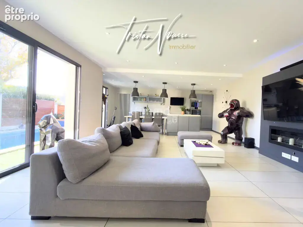 Maison 3 faces de 140 m2 avec 3 suites parentales - piscine - photo 7