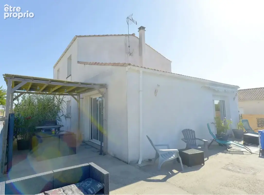 Maison 123 m² à Saint-Georges-De-Didonne  - photo 2