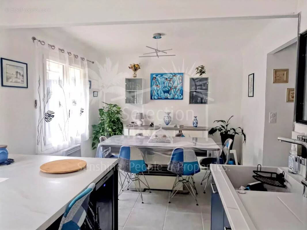 Appartement à SIX-FOURS-LES-PLAGES