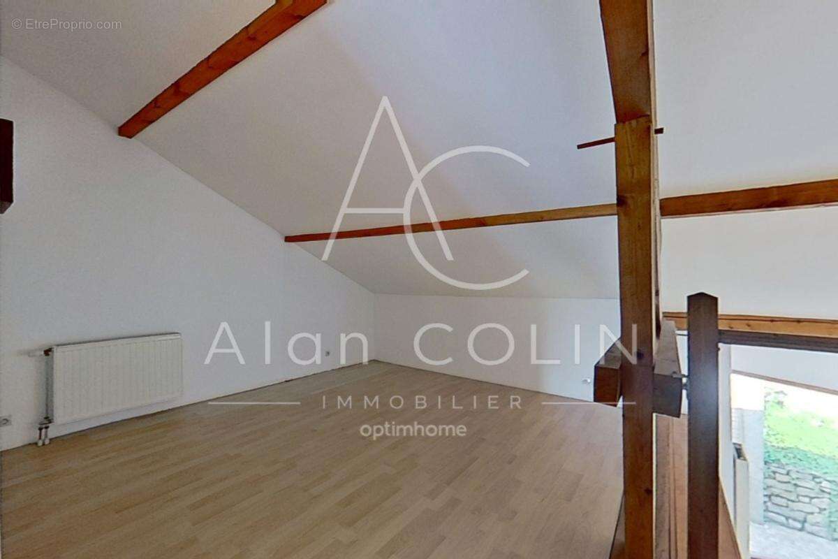Maison en pierre de caractère – 170 m² habitables – beaux volumes – proche frontière luxembourgeoise - photo 11