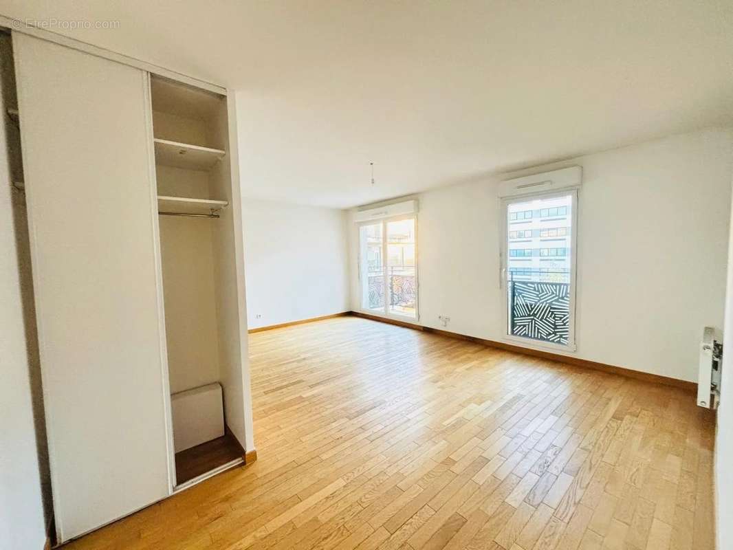 Appartement à VELIZY-VILLACOUBLAY