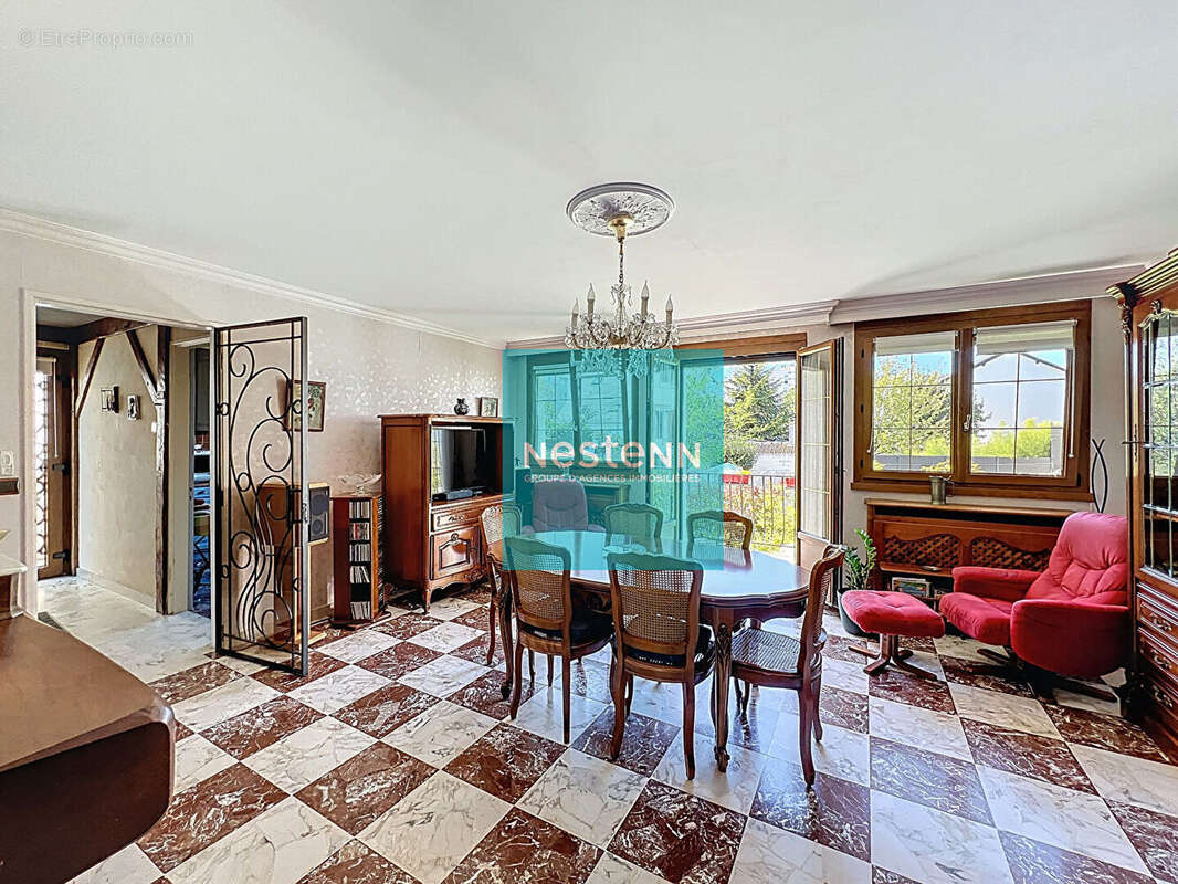 Maison à FRANCONVILLE