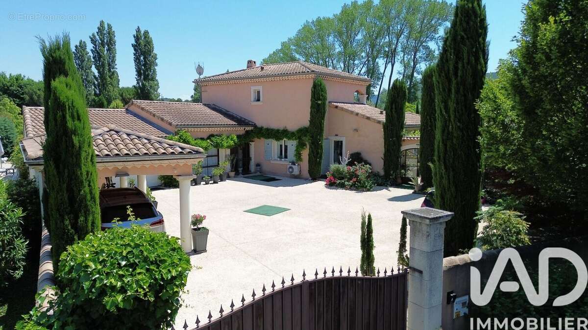 Photo 3 - Maison à MONTBOUCHER-SUR-JABRON