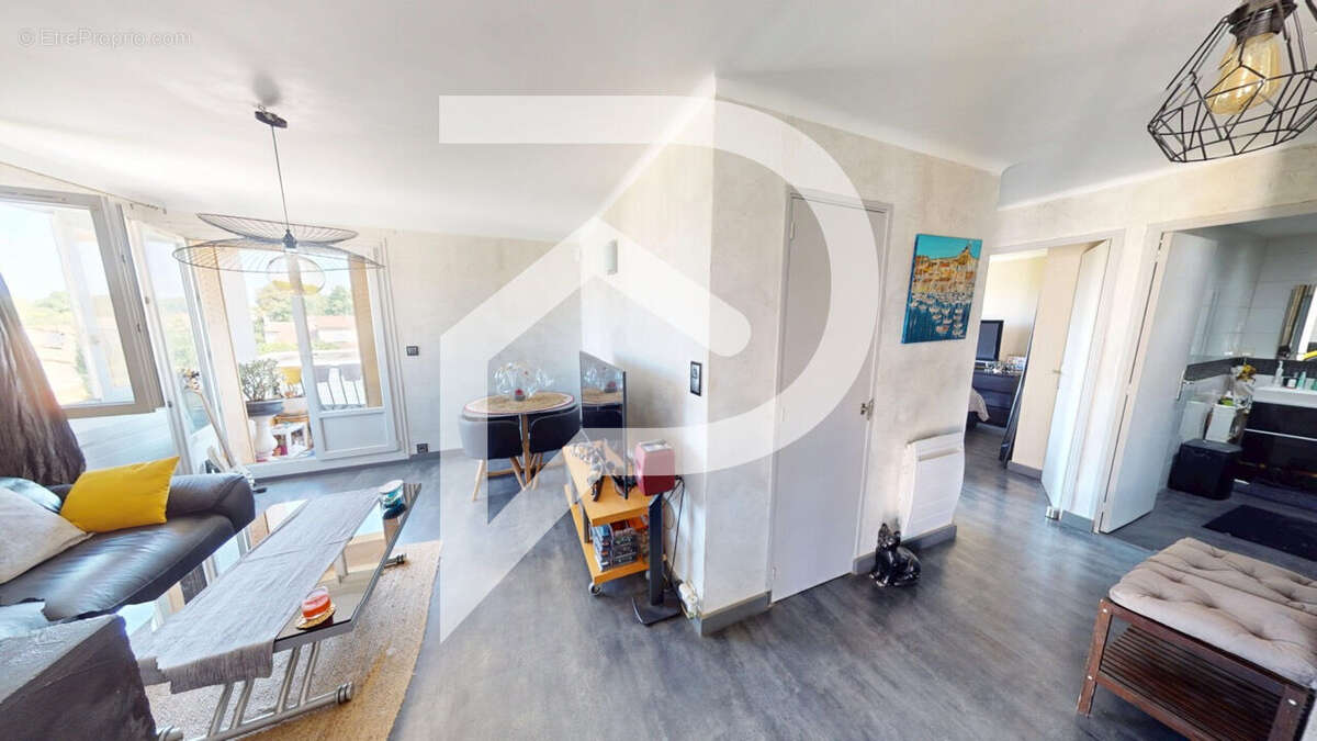 Appartement à MARIGNANE