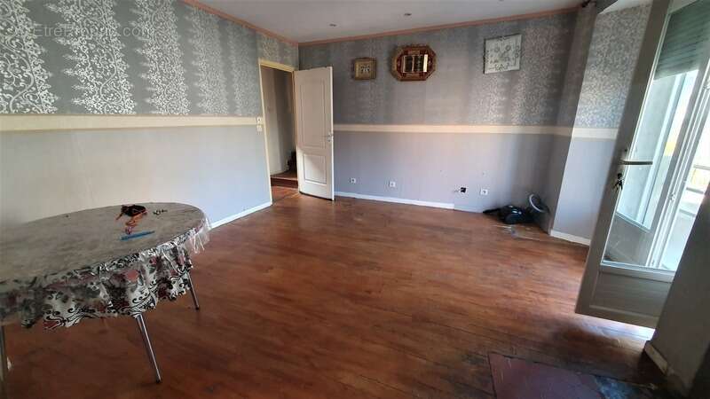 Maison à LUXEUIL-LES-BAINS