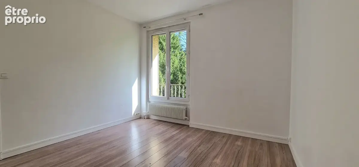 Centre-Ville - Appartement 4 Pièces - photo 8