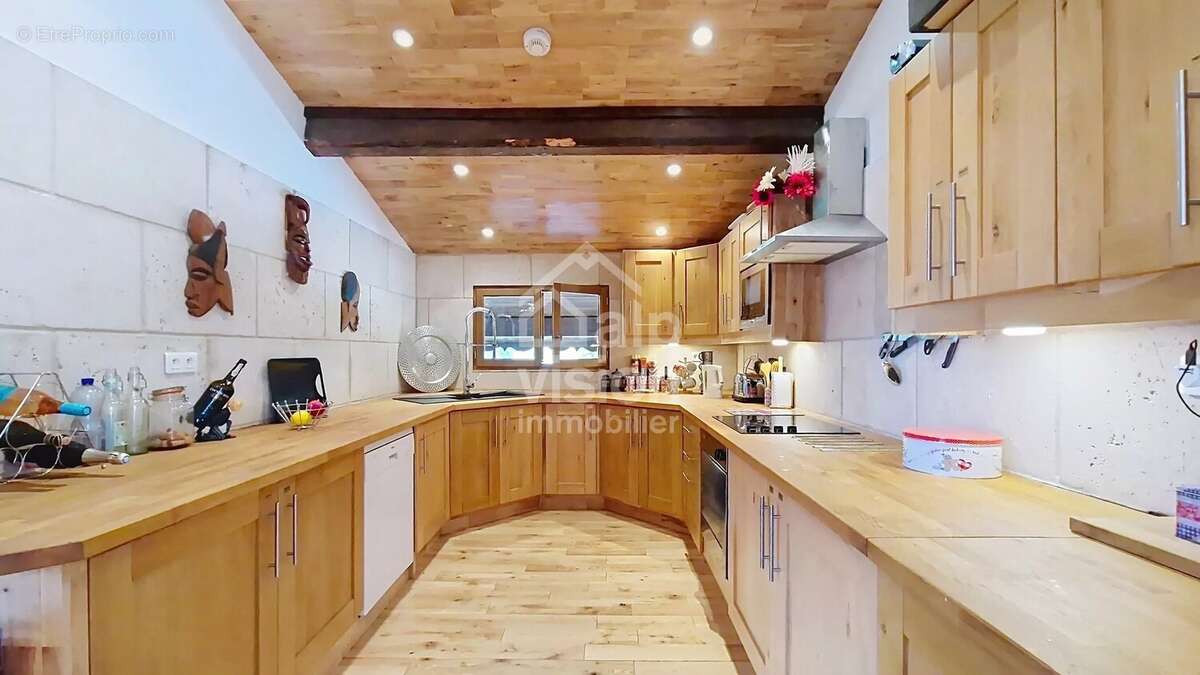 Magnifique ferme rénovée - Abondance - 10 pièces - vue montagne - photo 7