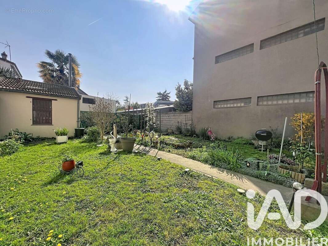 Photo 2 - Maison à VITRY-SUR-SEINE