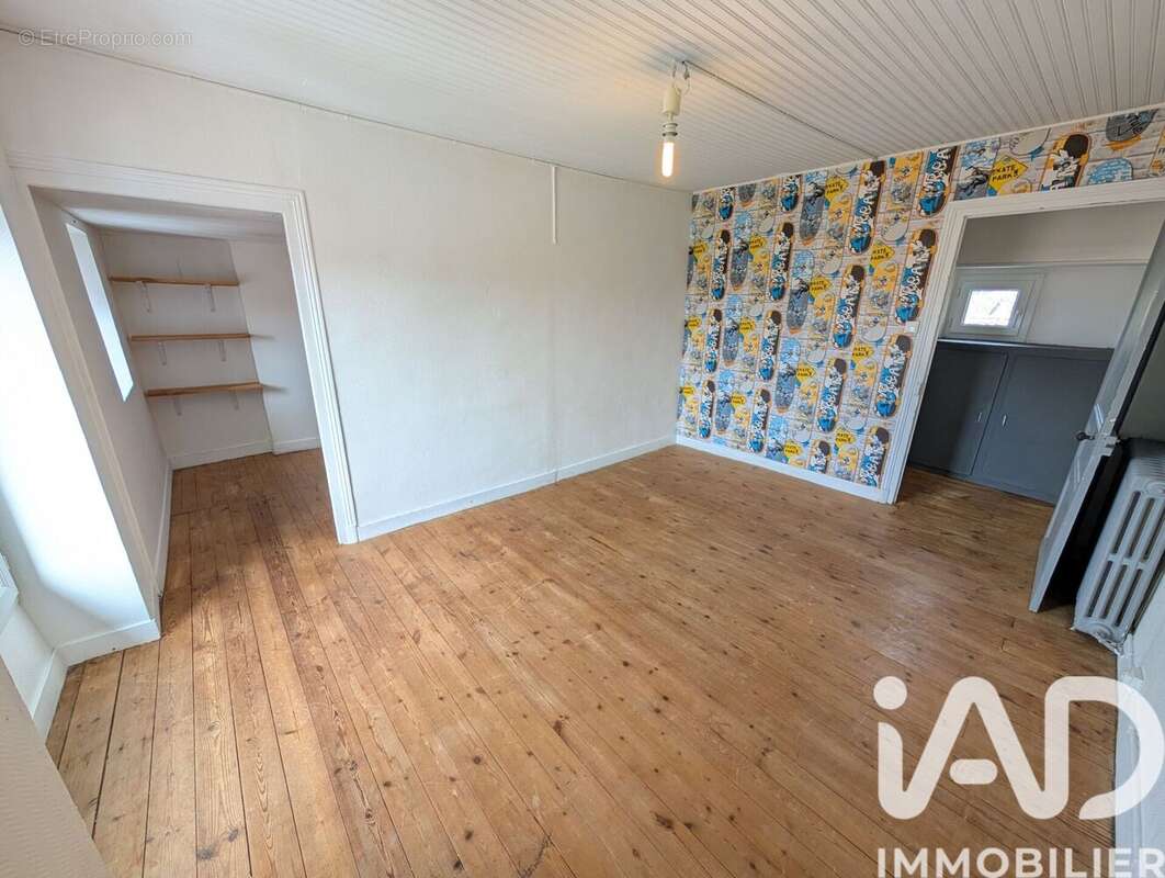 Photo 7 - Appartement à LUSSAC-LES-CHATEAUX