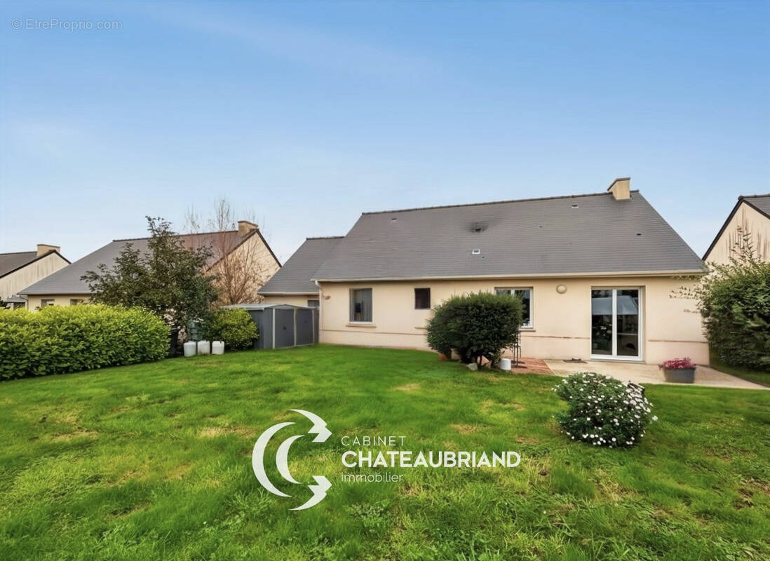 Maison à DOL-DE-BRETAGNE